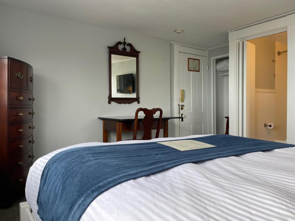 Emerson By The Sea Hotel 3*