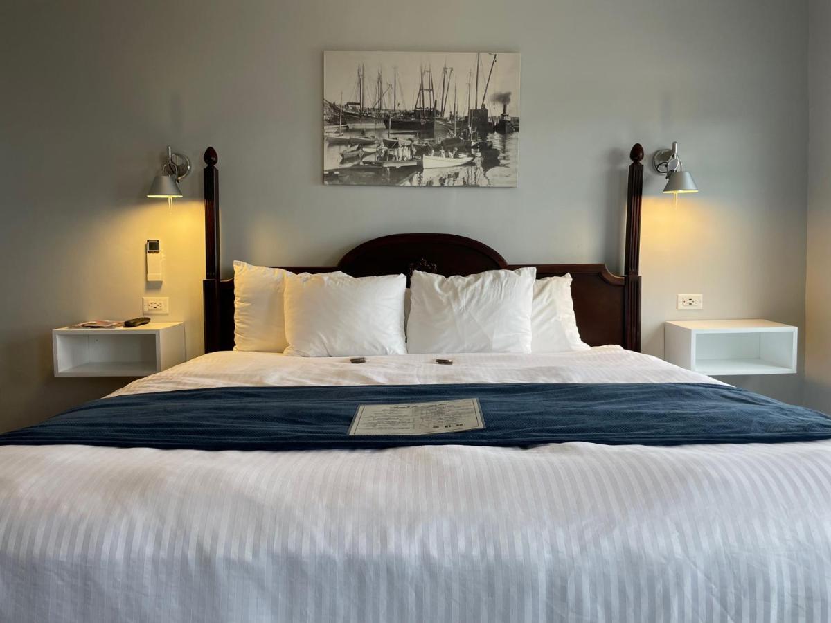 Emerson By The Sea 3*