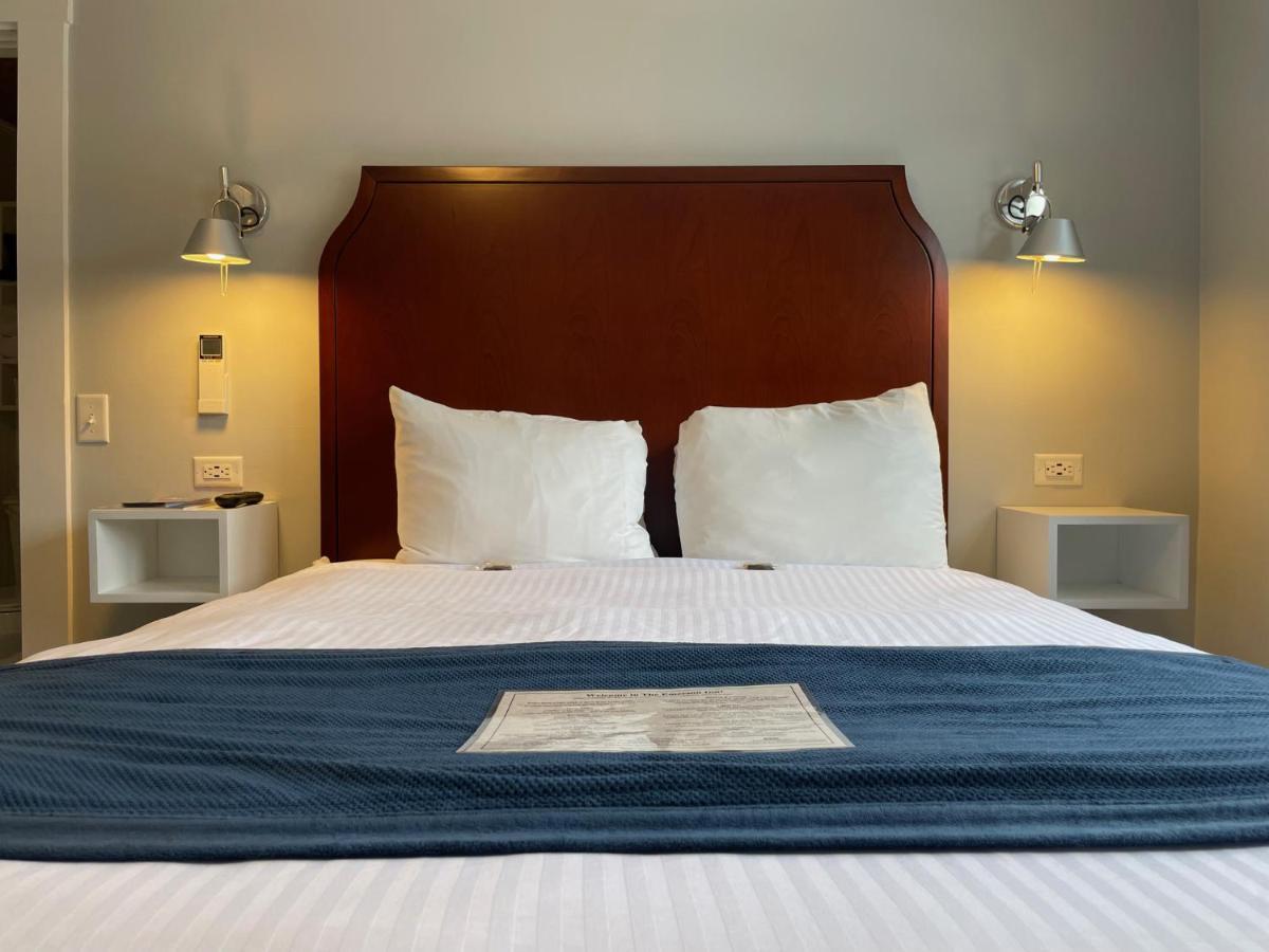 Emerson By The Sea 3*
